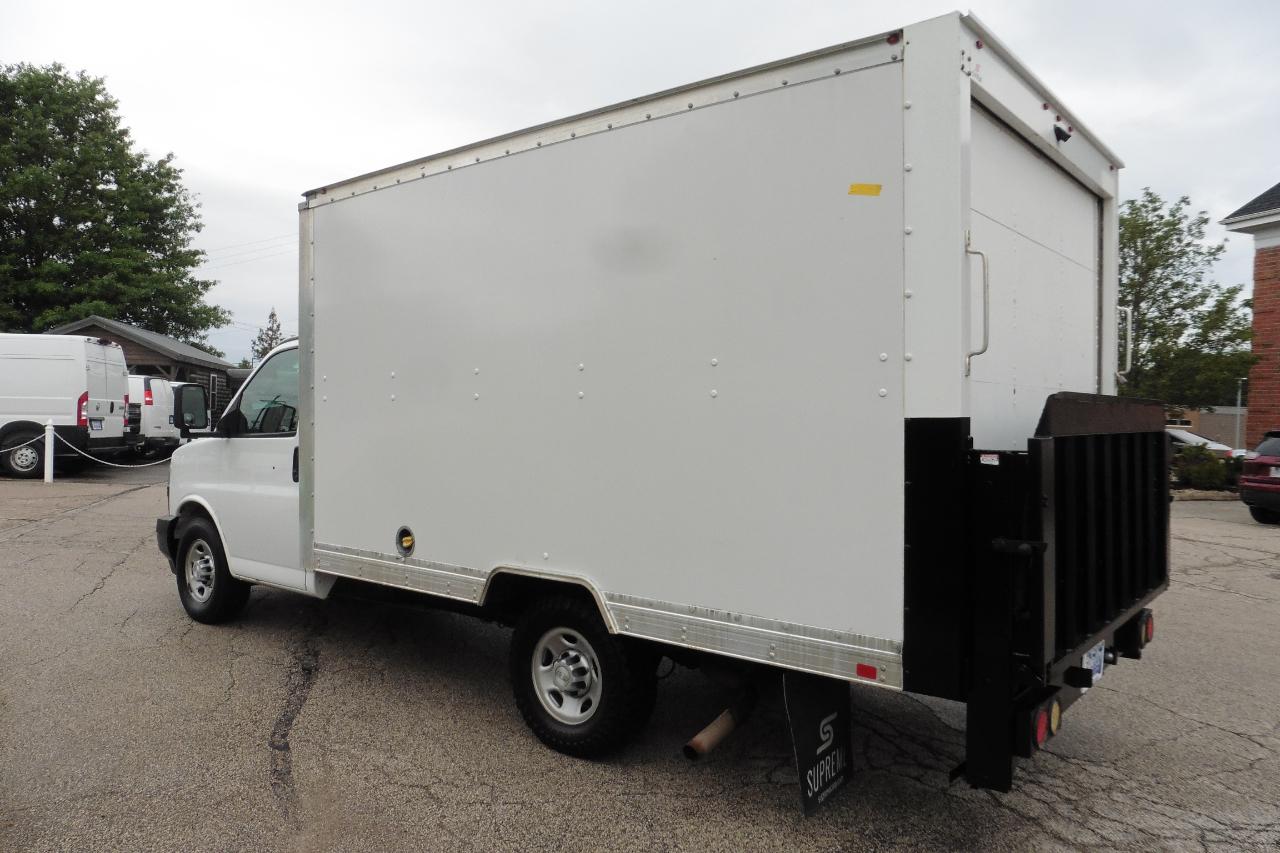 chevrolet express cutaway 2018 1GB0GRFG3J1231009 image chevrolet express cutaway 2018 1GB0GRFG3J1231009 image